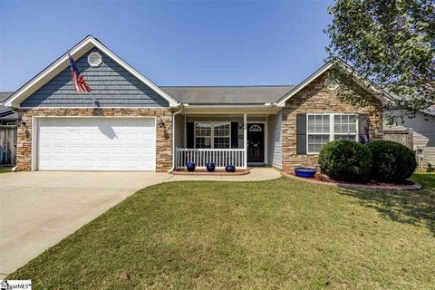 324 Rivers Edge Circle