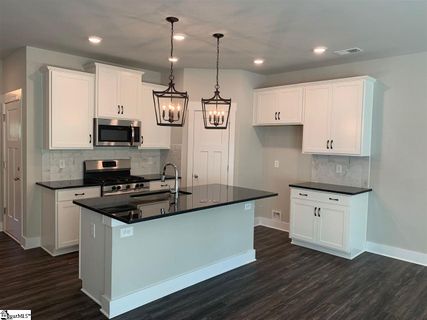 5 Grey Oak Trail