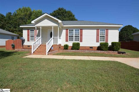 11 Susan Drive