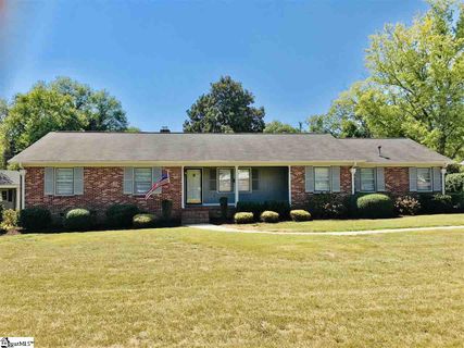 10 Glenwaye Drive