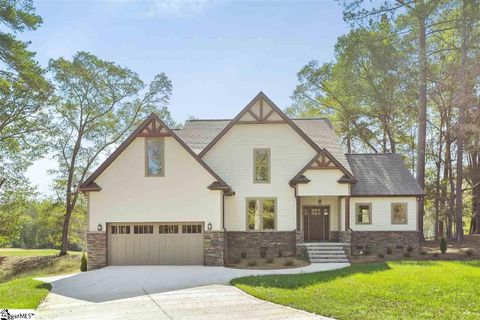 426 Deerwood Road