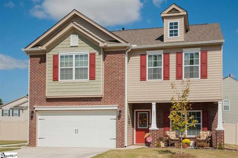 201 Addlestone Circle sold home in Gulliver Oaks, Fountain Inn, SC