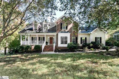 153 Circle Slope Drive