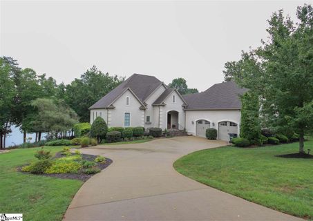 30 Mandarin Circle
