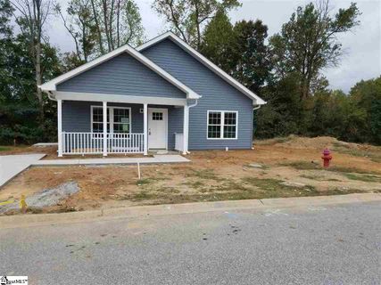 672 Ruddy Creek Circle sold home in Creekside Development, Greer, SC