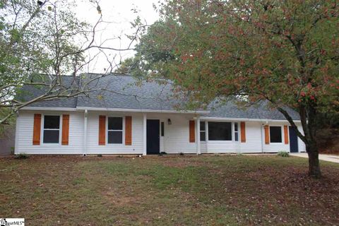 124 Manchester Drive