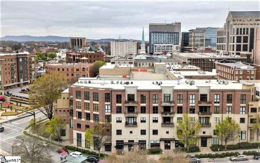 112 W Broad Street #302 sold home in Poinsett Corners, Greenville, SC