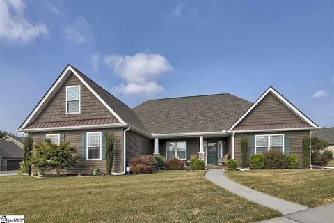 Homes in Fowler Chase, Simpsonville