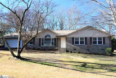 6 Shrevewood Drive