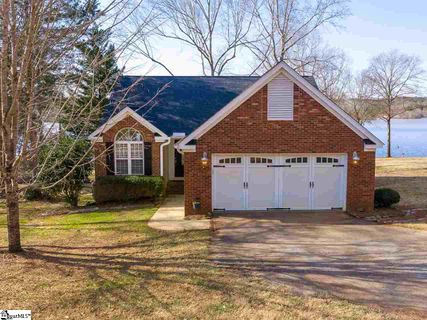 120 Yacht Drive sold home in Pointe At Lake Rabon, Laurens, SC