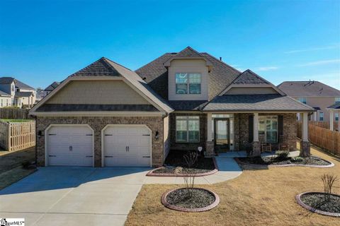 321 Stoneleigh Road sold home in Kings Crossing, Simpsonville, SC
