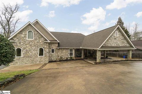 Previously sold for $415,000