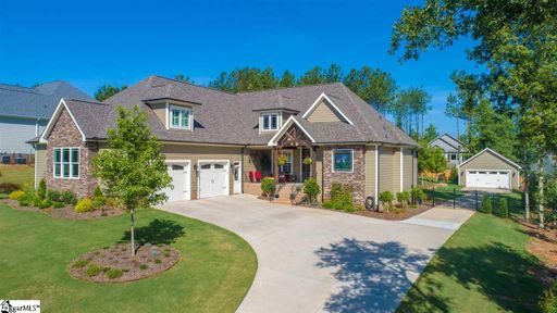 201 Kittansett Court