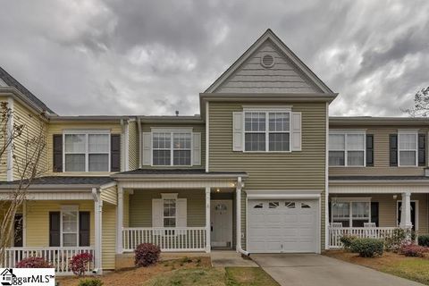 113 Pine Walk Drive