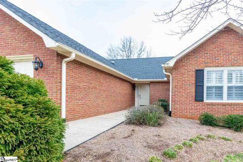 107 Fairoaks Drive