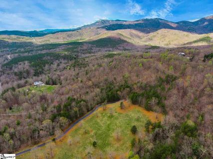 2010 Oak Grove Road sold home in Highlands Of Oak Grove, Landrum, SC