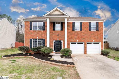 128 Birkhall Circle