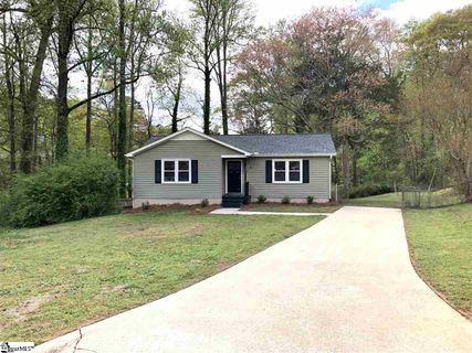 4 Cloverdale Court