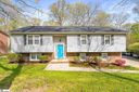 9 E Woodburn Drive sold home in Taylors, SC