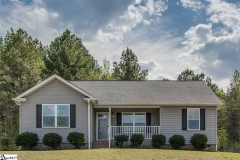 108 E King Road sold home in Cockrell Ridge, Greer, SC