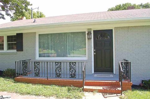 2 Daisy Drive