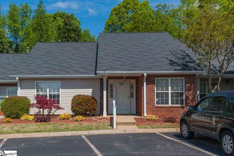303 Woodruff Park Lane sold home in Townes At Woodruff Park, Simpsonville, SC