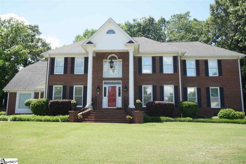 2 Thrasher Court