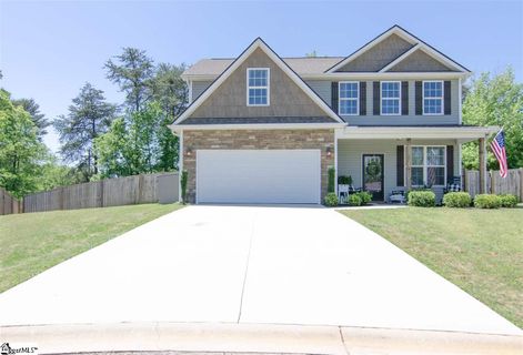 106 Crepe Myrtle Court