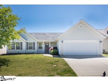 105 Ivy Trellis Court sold home in Gilder Chase, Simpsonville, SC