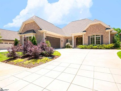 304 Tanoak Court