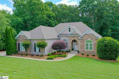 226 Goldenstar Lane sold home in Laurel Lake, Greer, SC