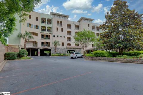 1209 E Washington Street Unit #203