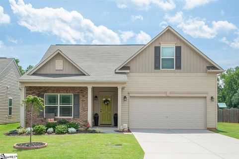 205 Engelmann Lane sold home in Ivy Glen, Simpsonville, SC
