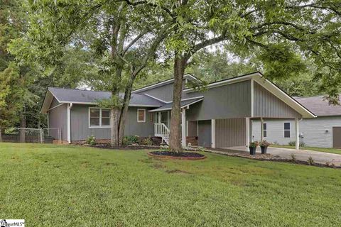 209 Tollgate Road sold home in The Cedars, Simpsonville, SC