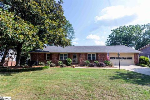 6 Tara Avenue sold home in Cunningham Acre, Taylors, SC