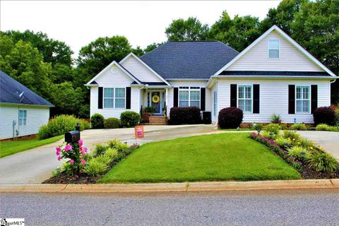 120 Royal Drive