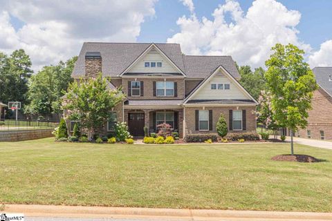 223 Tuxedo Lane