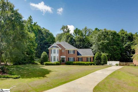 112 Fairway Drive sold home in Country Club Place, Laurens, SC