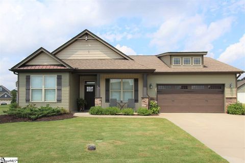 412 Hershal Circle