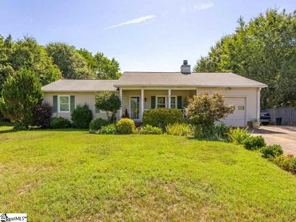105 Hunters Trail