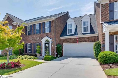 26 Everleigh Court