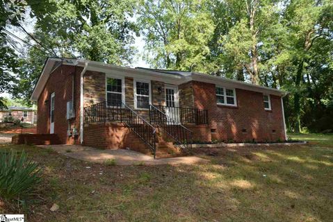112 Kenmore Drive