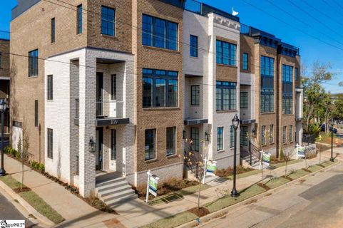 109 Wardlaw Street sold home in Westgate On Wardlaw, Greenville, SC