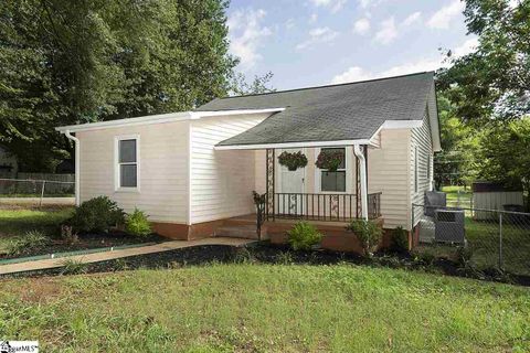112 Lester Avenue
