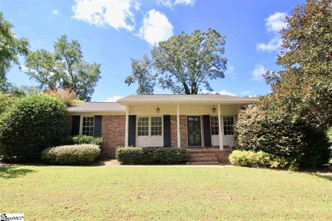 107 Mistletoe Drive sold home in Mountain Shadow, Greenville, SC