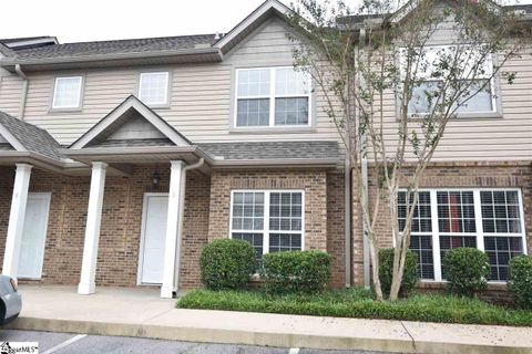 6 Amity Lane