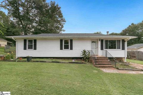 103 Fernleaf Drive