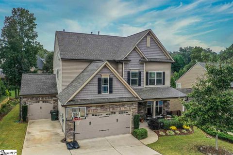 135 Chandler Crest Court