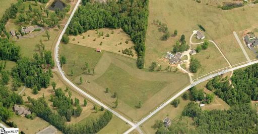 289 & 297 Stable Gate Drive sold home in Motlow Creek Equestrian Farms, Campobello, SC