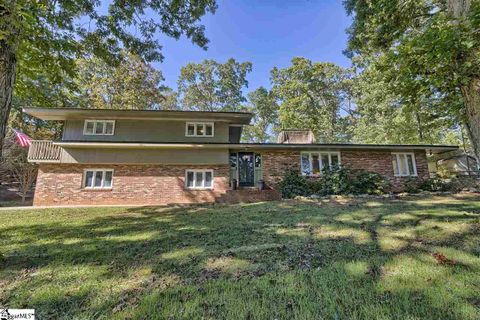 125 Donna Marie Drive